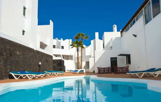 Tabaiba Centre Apartments - Costa Teguise