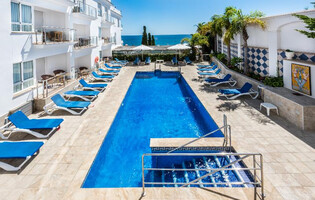 Aparturis Toboso - Nerja
