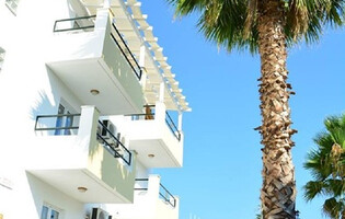 Cavos Beach House - Kavos