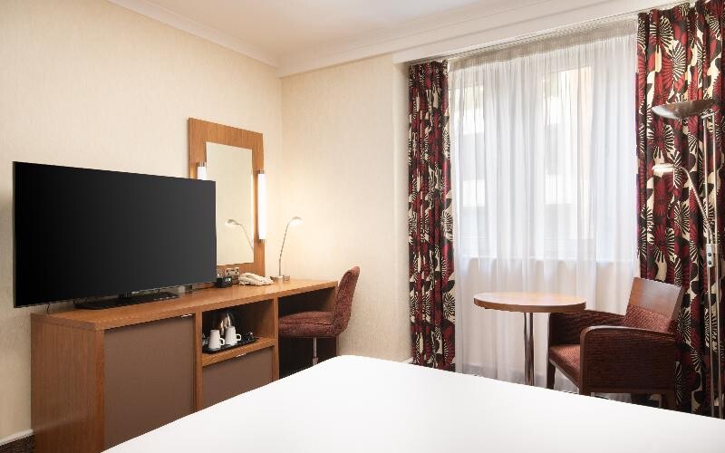 Hilton London Olympia photo 56