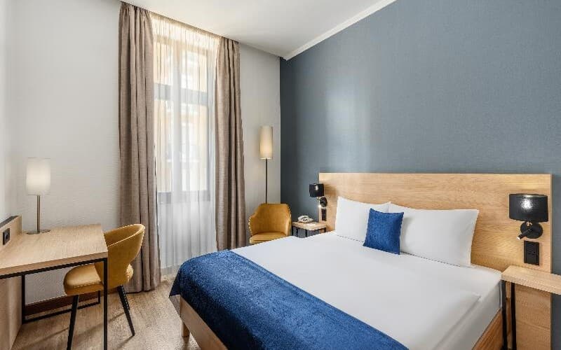 The Bristol Budapest