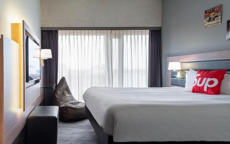 Moxy Amsterdam Houthavens