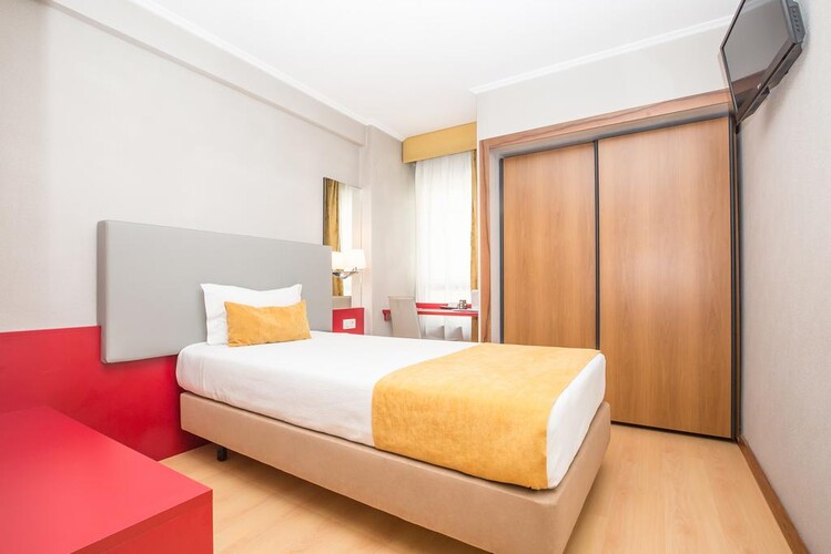 Hotel 3K Madrid photo 8