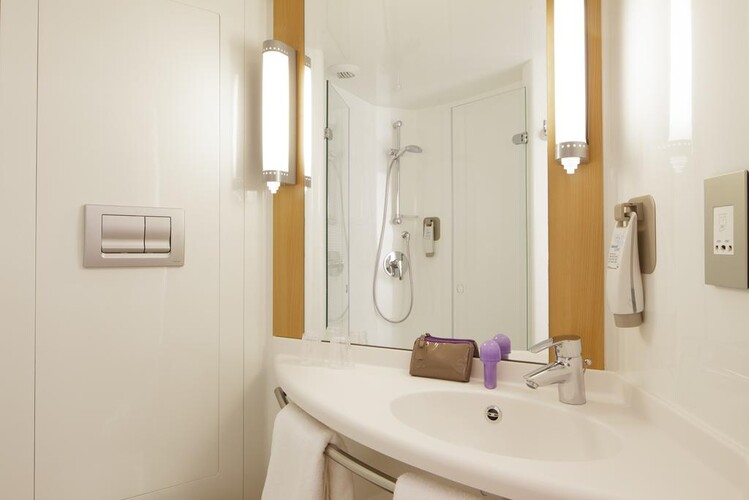 Ibis London Shepherds Bush photo 16